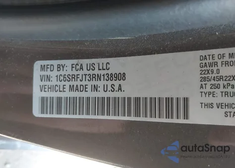 2024 Ram 1500 Laramie 4X4 5'7 Box из США, поврежденный, VIN 1C6SRFJT3RN138908